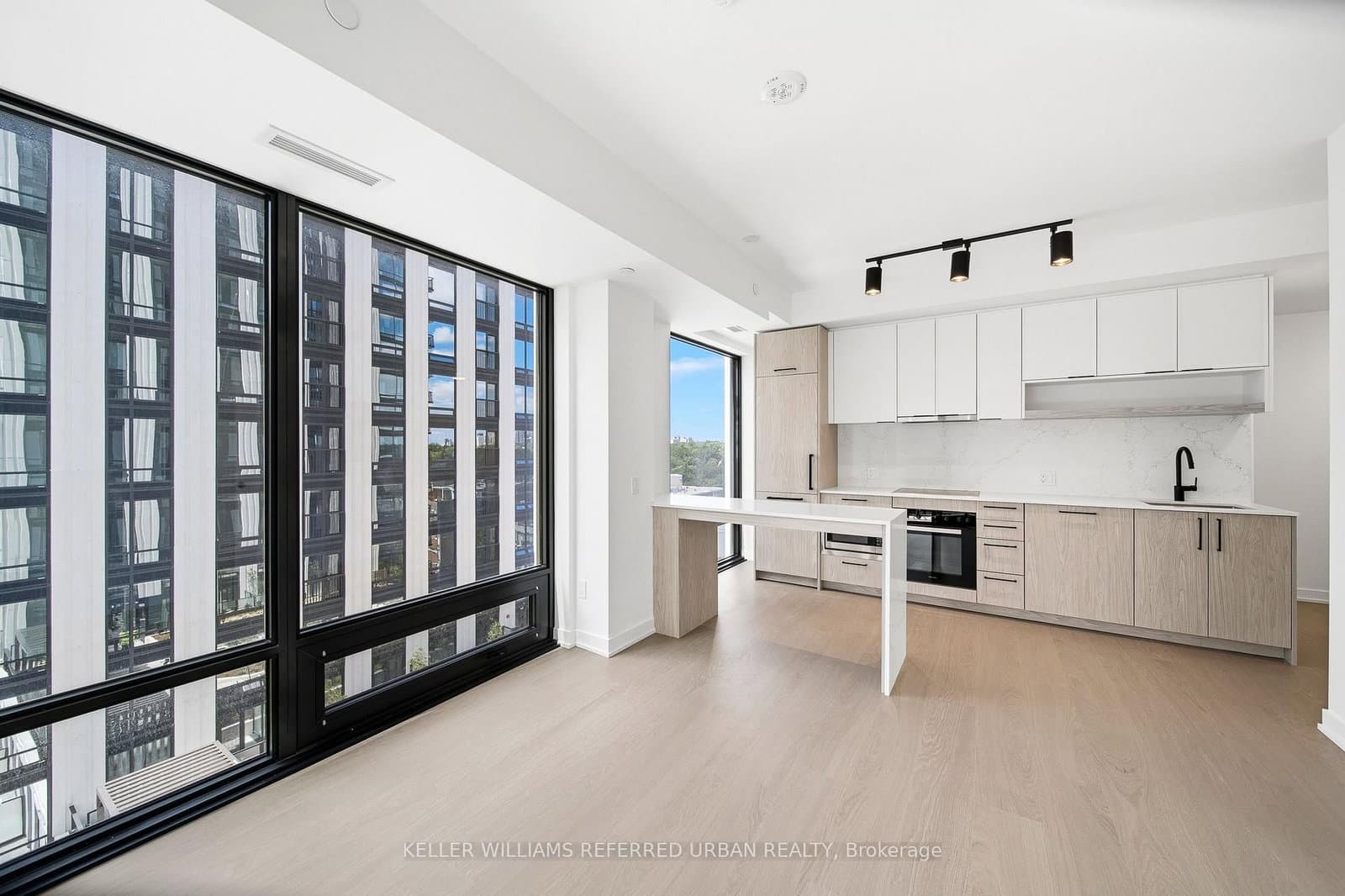 89 Montclair Avenue, Unit 1525 thumbnail 11