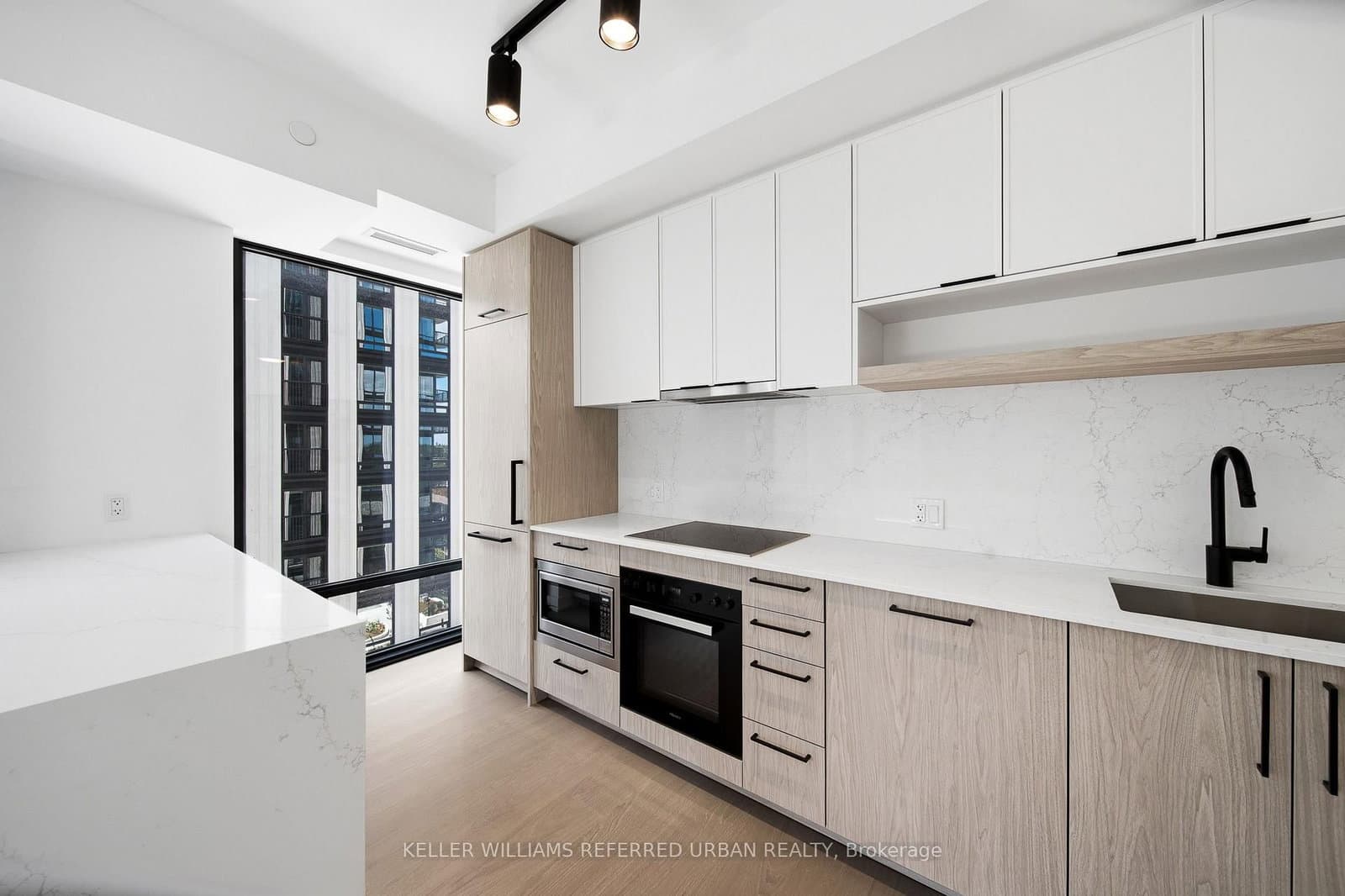 89 Montclair Avenue, Unit 1525 thumbnail 6