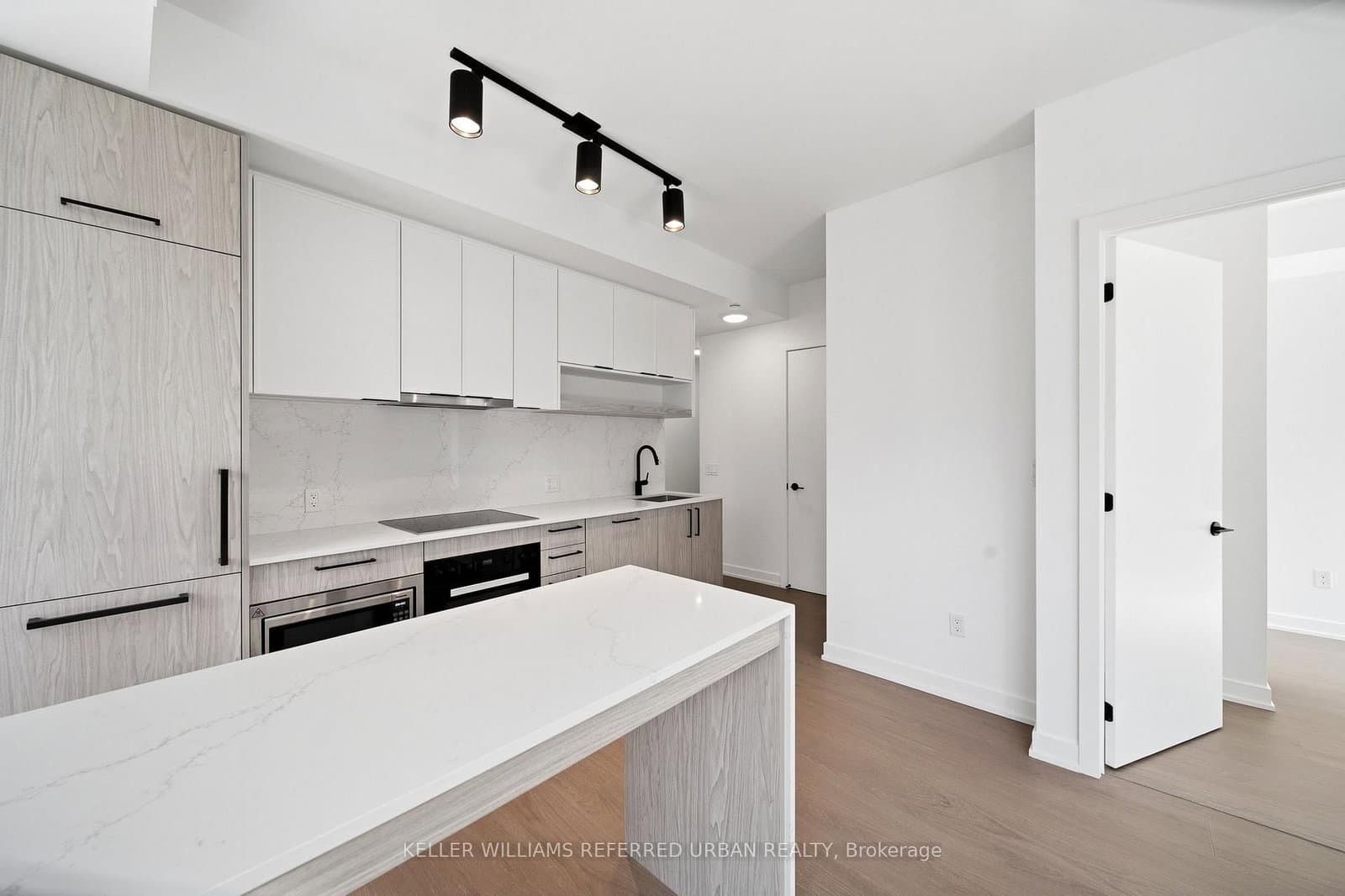 89 Montclair Avenue, Unit 1525 thumbnail 9
