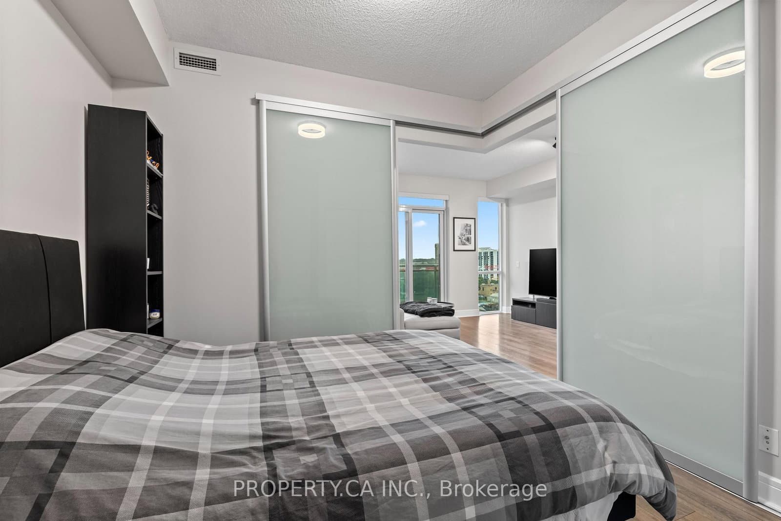 116 George Street, Unit 1204 thumbnail 14