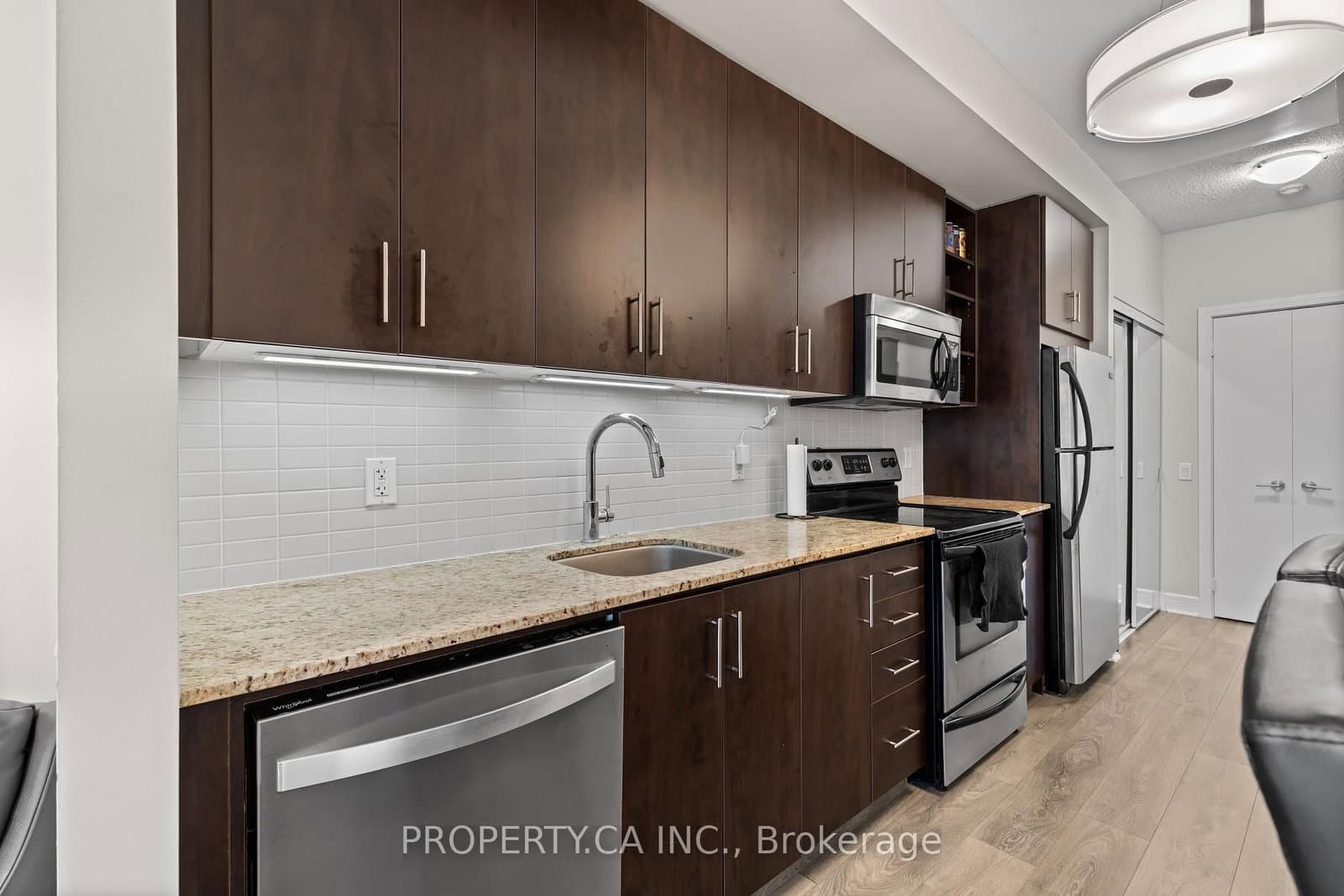 116 George Street, Unit 1204 thumbnail 8