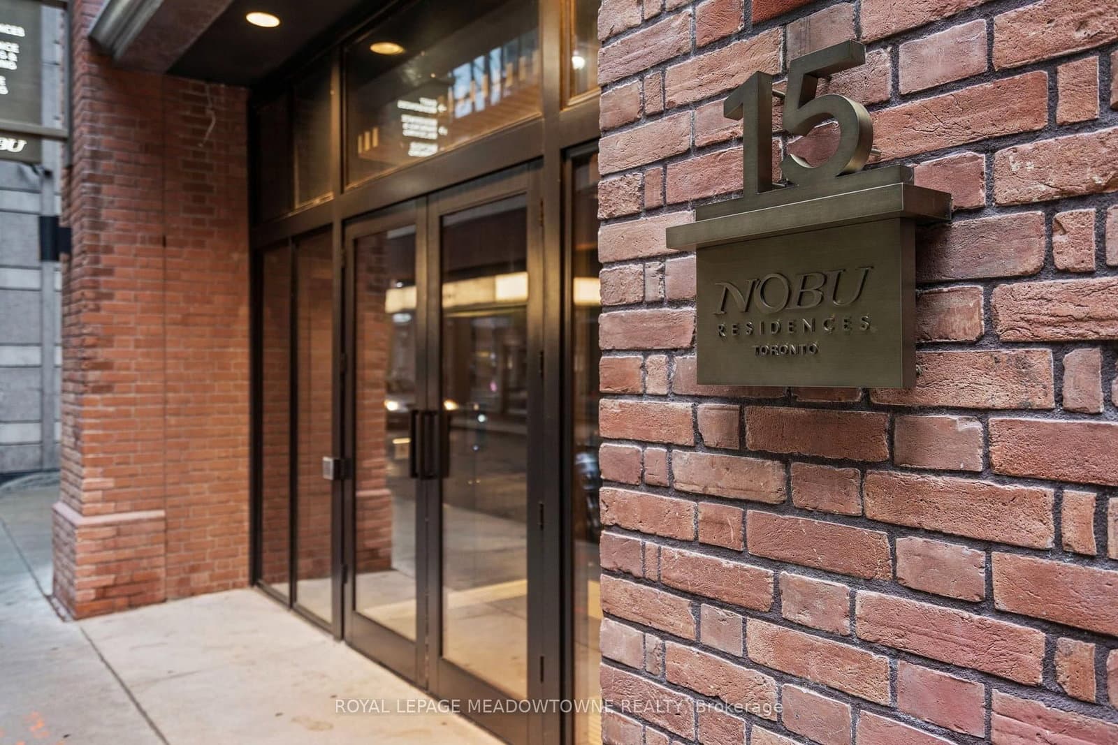 15 Mercer Street, Unit 813 - Image 1