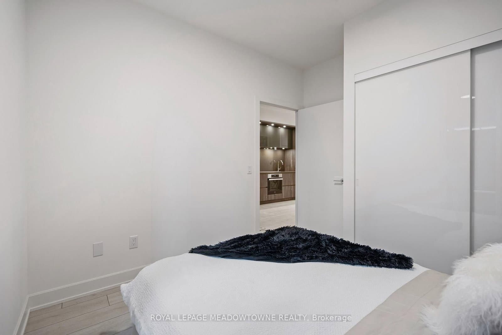 15 Mercer Street, Unit 813 thumbnail 17