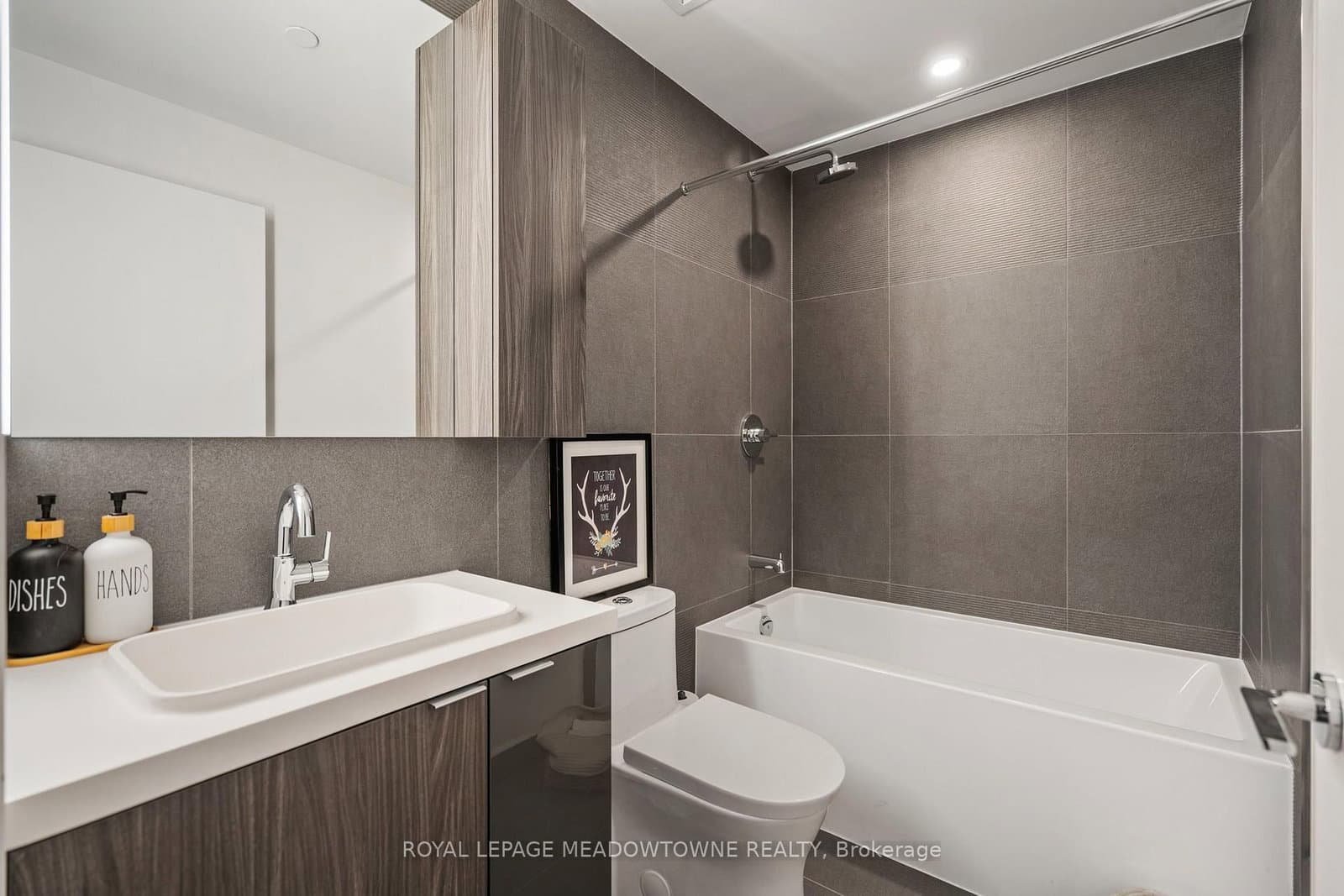 15 Mercer Street, Unit 813 thumbnail 18