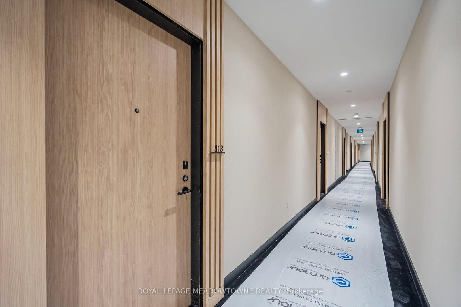 15 Mercer Street, Unit 813 thumbnail 2
