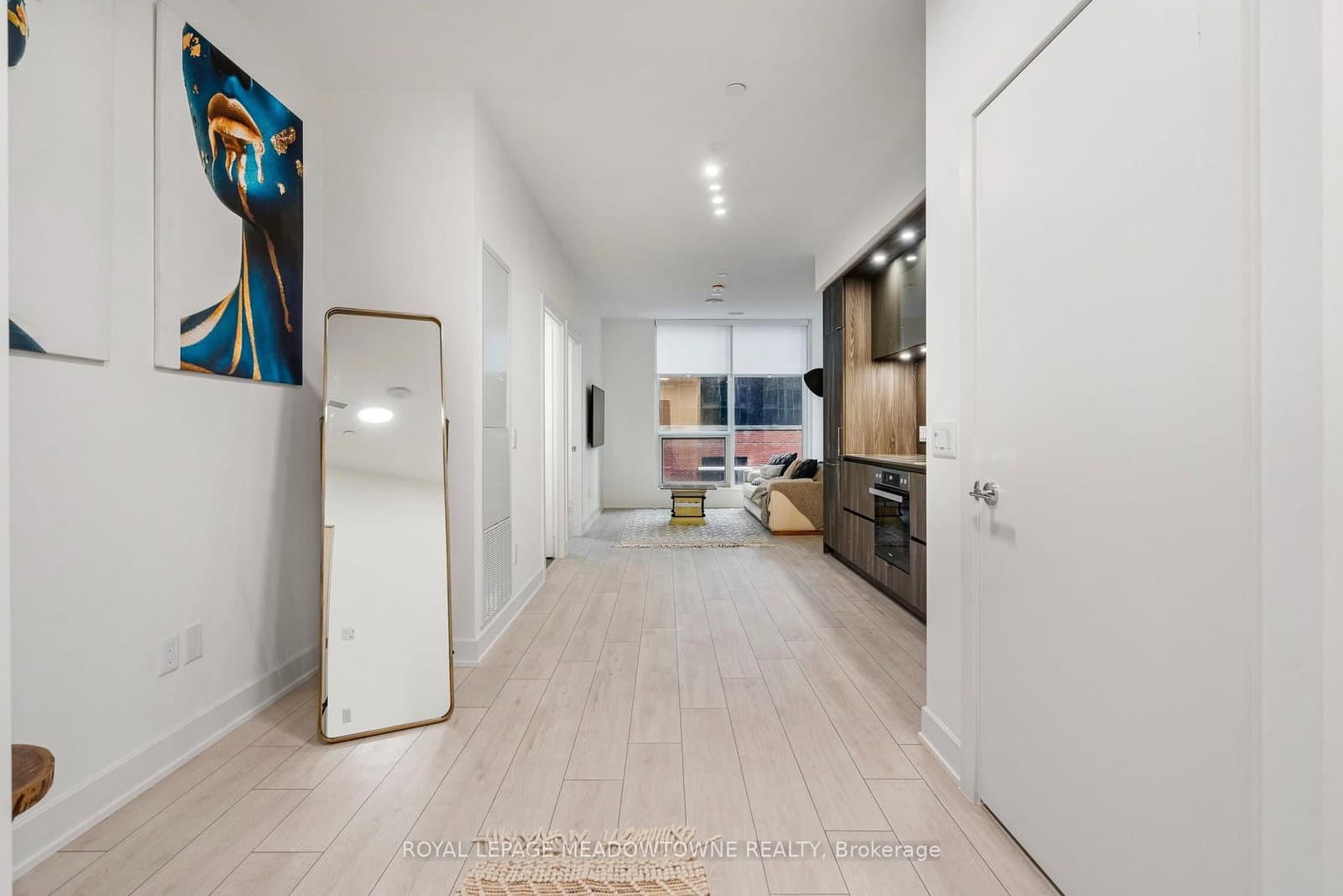 15 Mercer Street, Unit 813 thumbnail 5