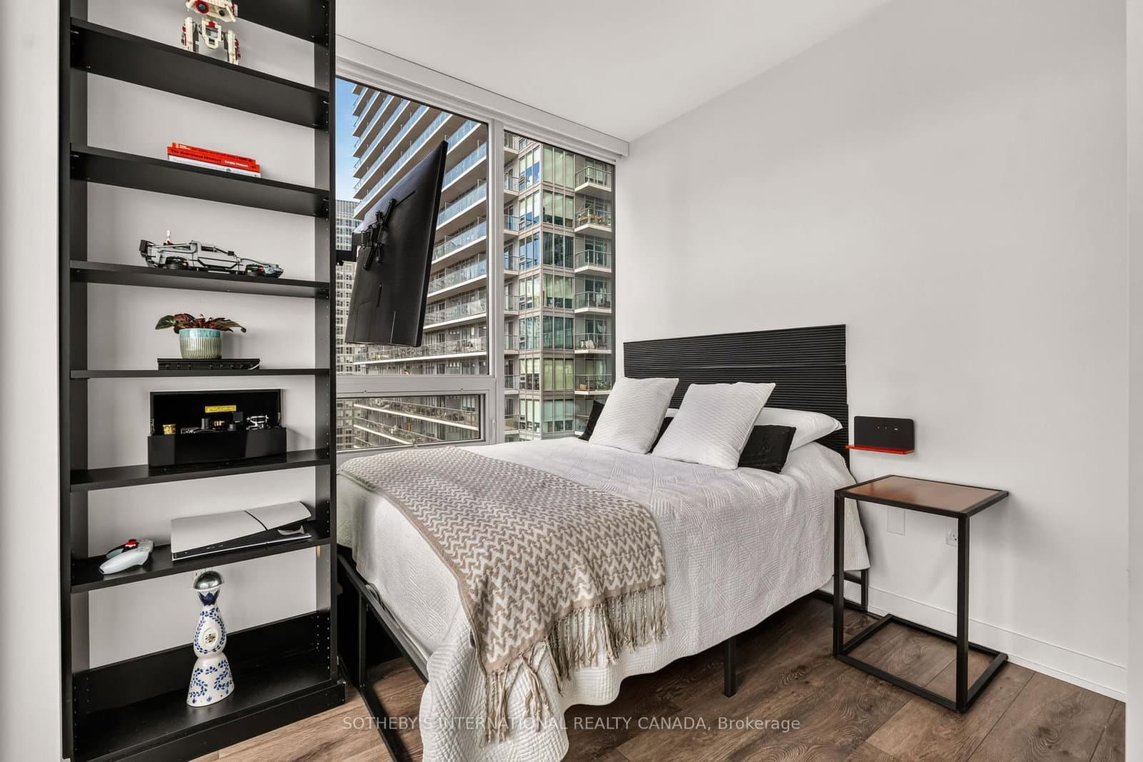 127 W BROADWAY Avenue, Unit 2302 thumbnail 10