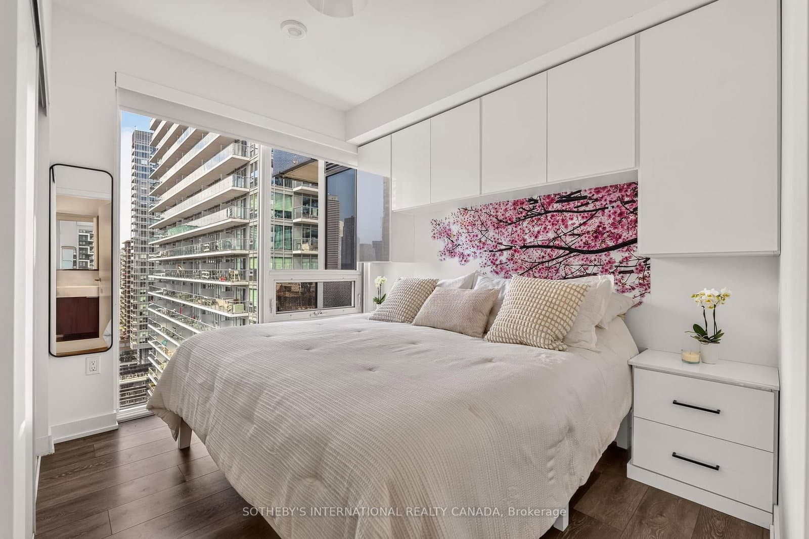 127 W BROADWAY Avenue, Unit 2302 thumbnail 12