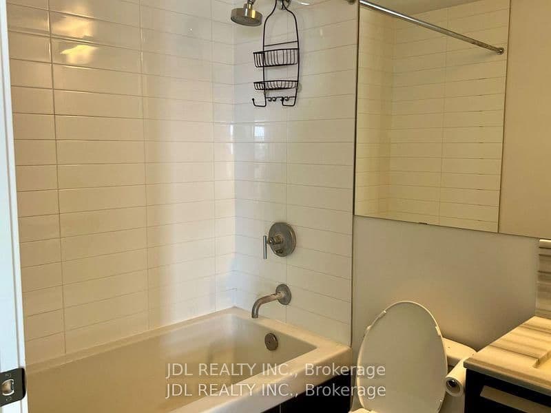 42 Charles Street E, Unit 3609 thumbnail 11