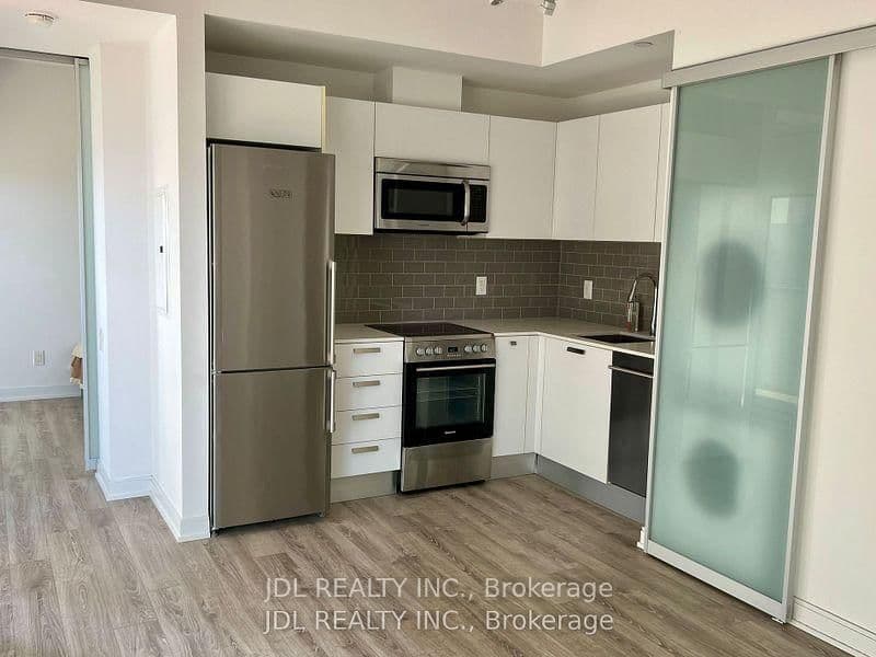 42 Charles Street E, Unit 3609 thumbnail 2