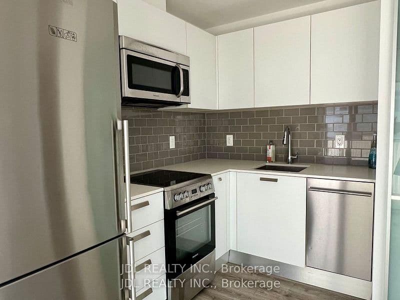 42 Charles Street E, Unit 3609 thumbnail 9