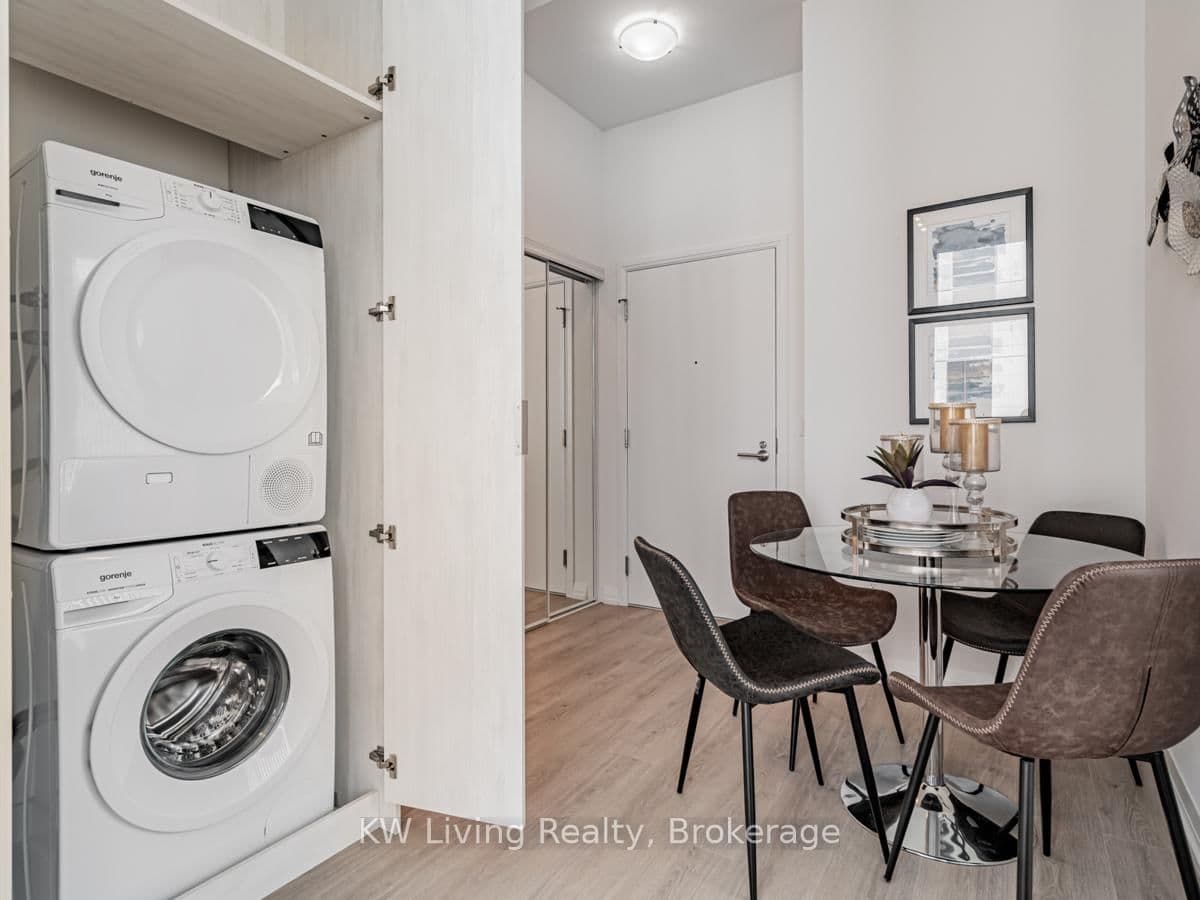 8 Widmer Street, Unit GPH3 thumbnail 16