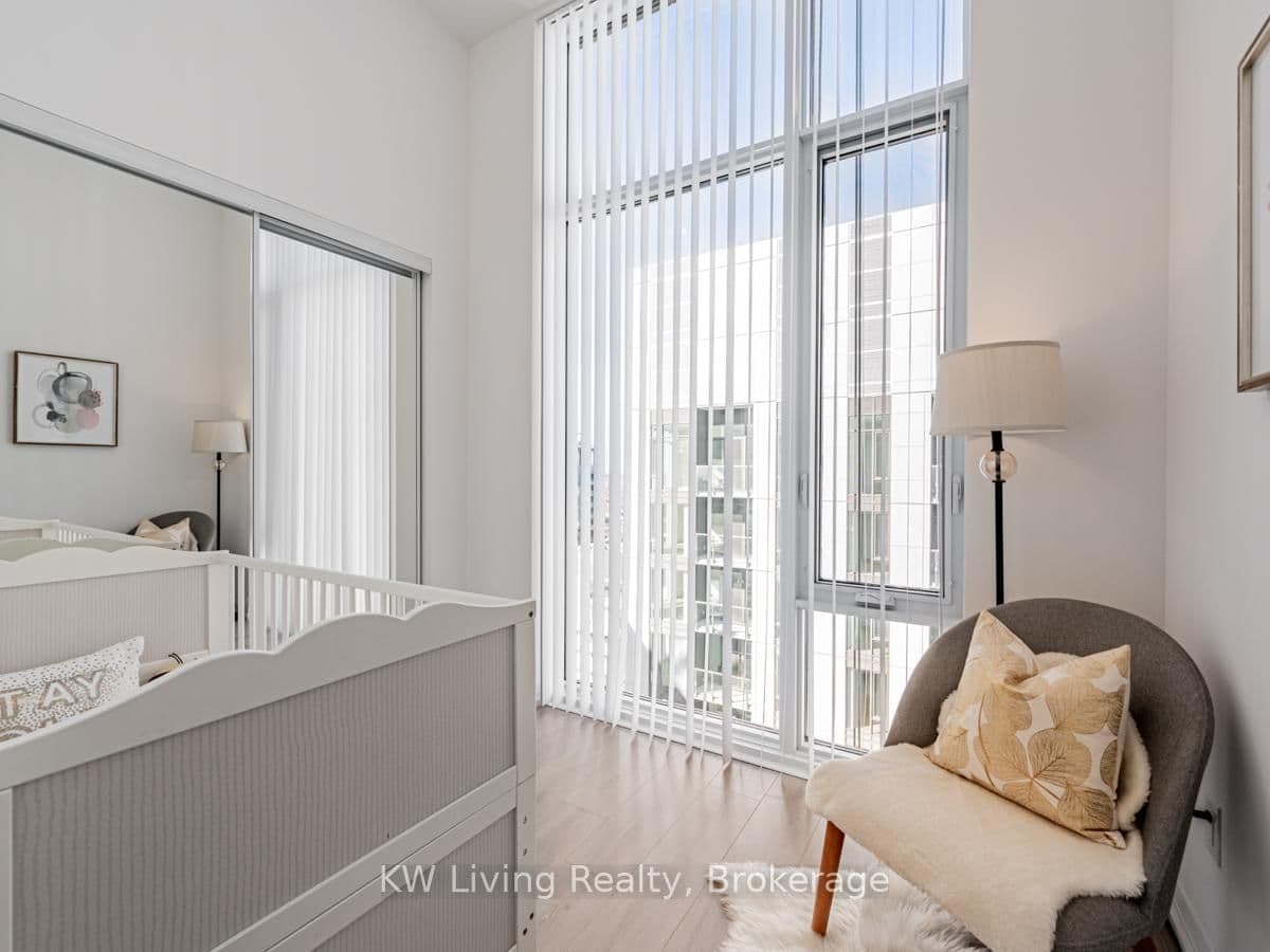 8 Widmer Street, Unit GPH3 thumbnail 22
