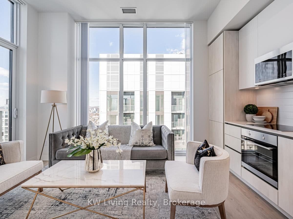 8 Widmer Street, Unit GPH3 thumbnail 4