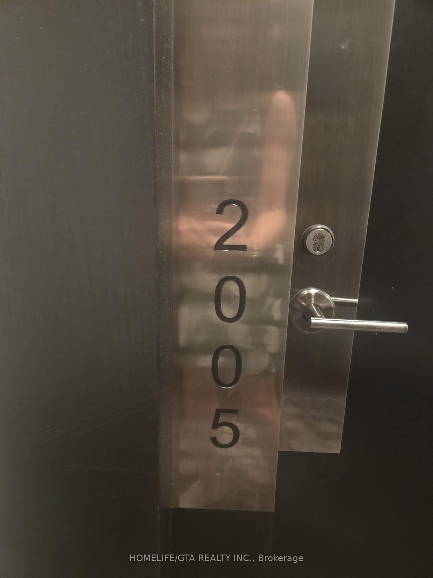 101 Erskine Avenue, Unit 2005 thumbnail 5