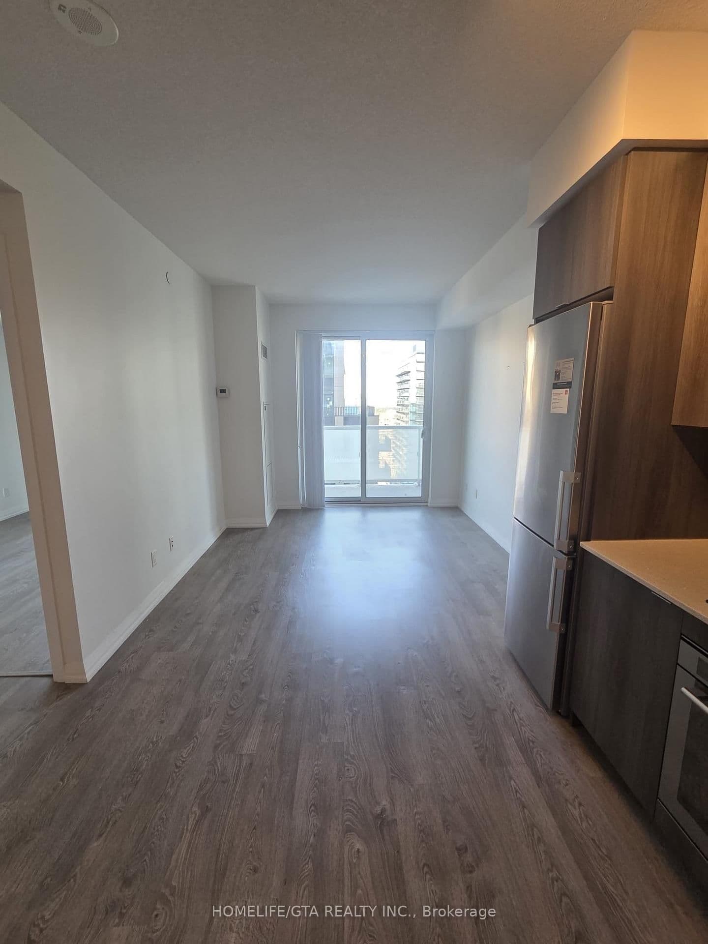 101 Erskine Avenue, Unit 2005 thumbnail 6