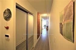 318 Richmond Street W, Unit 913 thumbnail 2