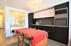 318 Richmond Street W, Unit 913 thumbnail 5