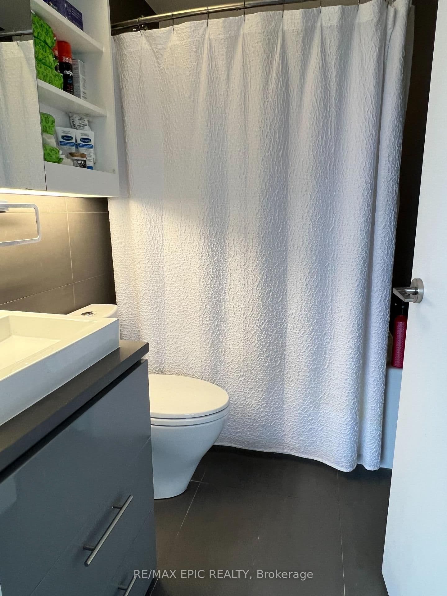 51 Trolley Crescent, Unit 1003 thumbnail 14