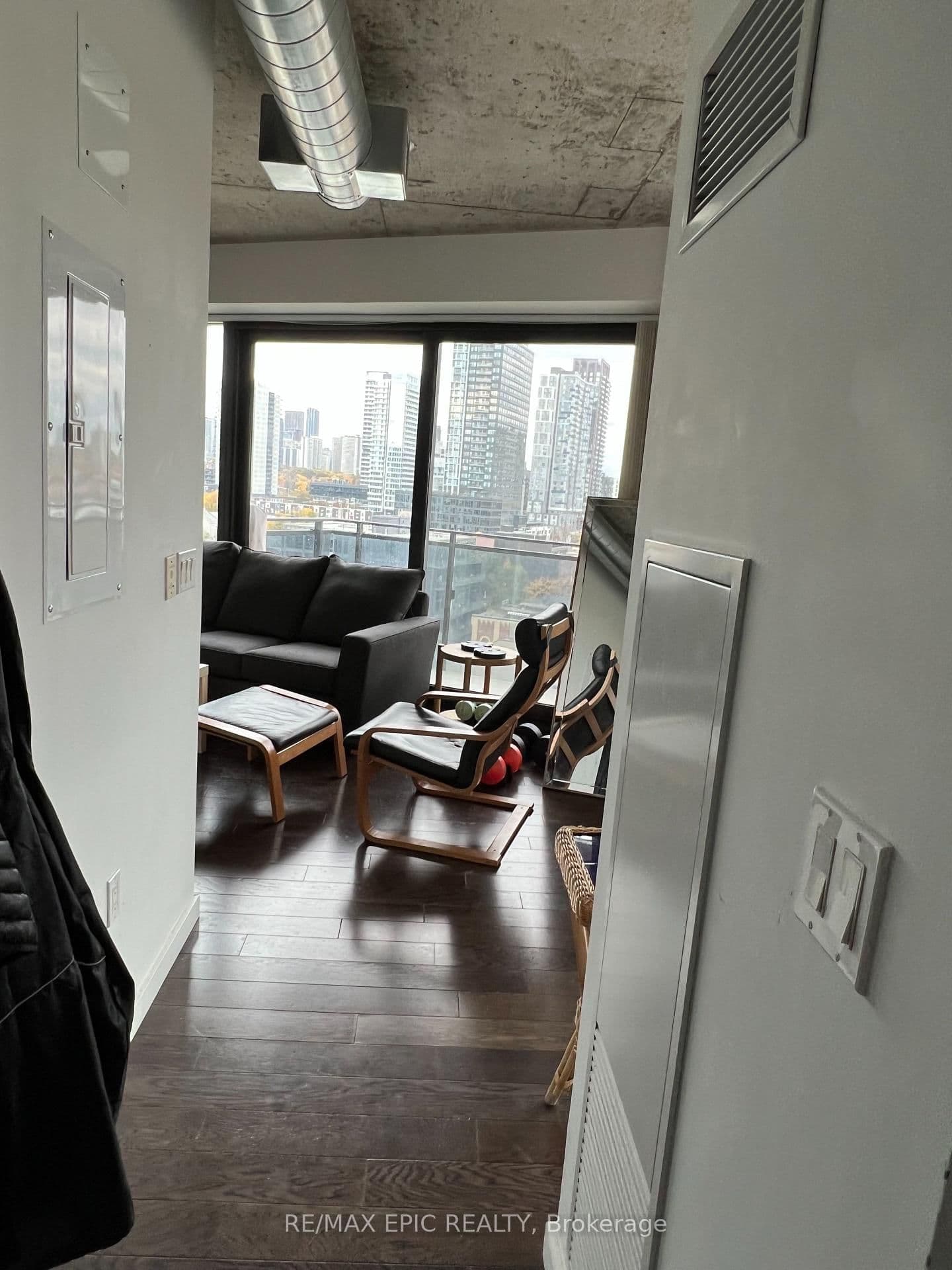 51 Trolley Crescent, Unit 1003 thumbnail 16