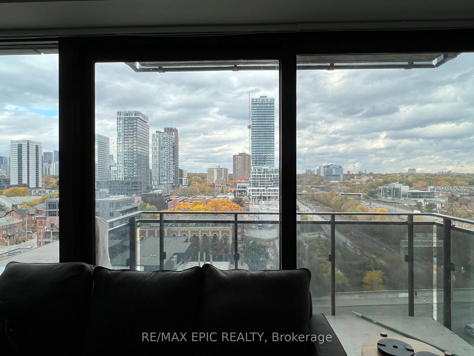 51 Trolley Crescent, Unit 1003 thumbnail 8