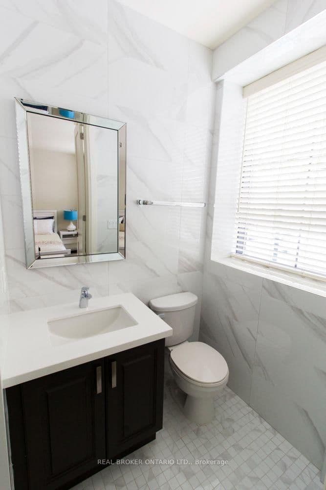 692 Mount Pleasant Road, Unit 2A thumbnail 16