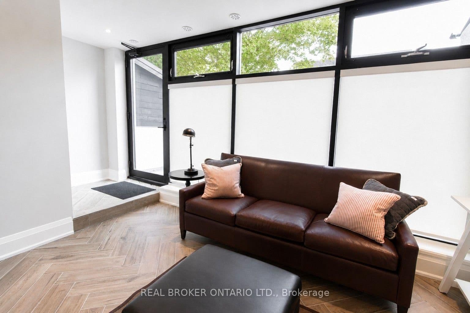 692 Mount Pleasant Road, Unit 2A thumbnail 19