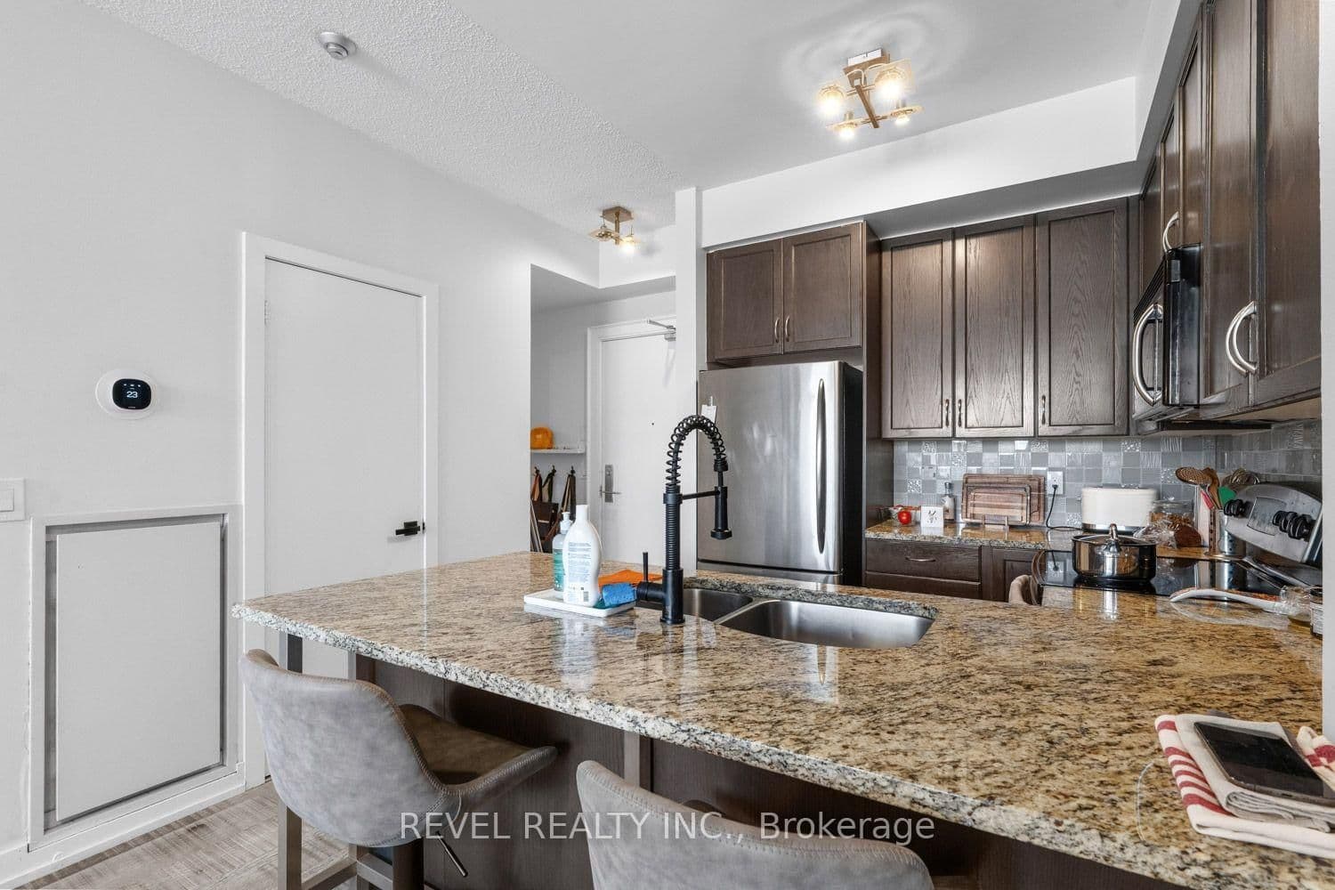 438 King Street W, Unit 1119 thumbnail 12