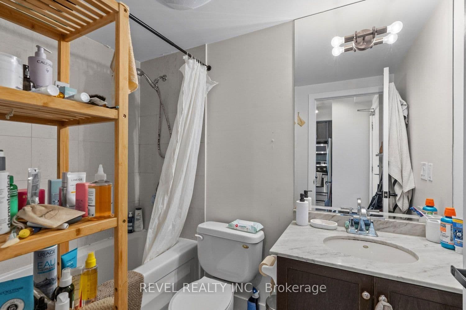 438 King Street W, Unit 1119 thumbnail 21