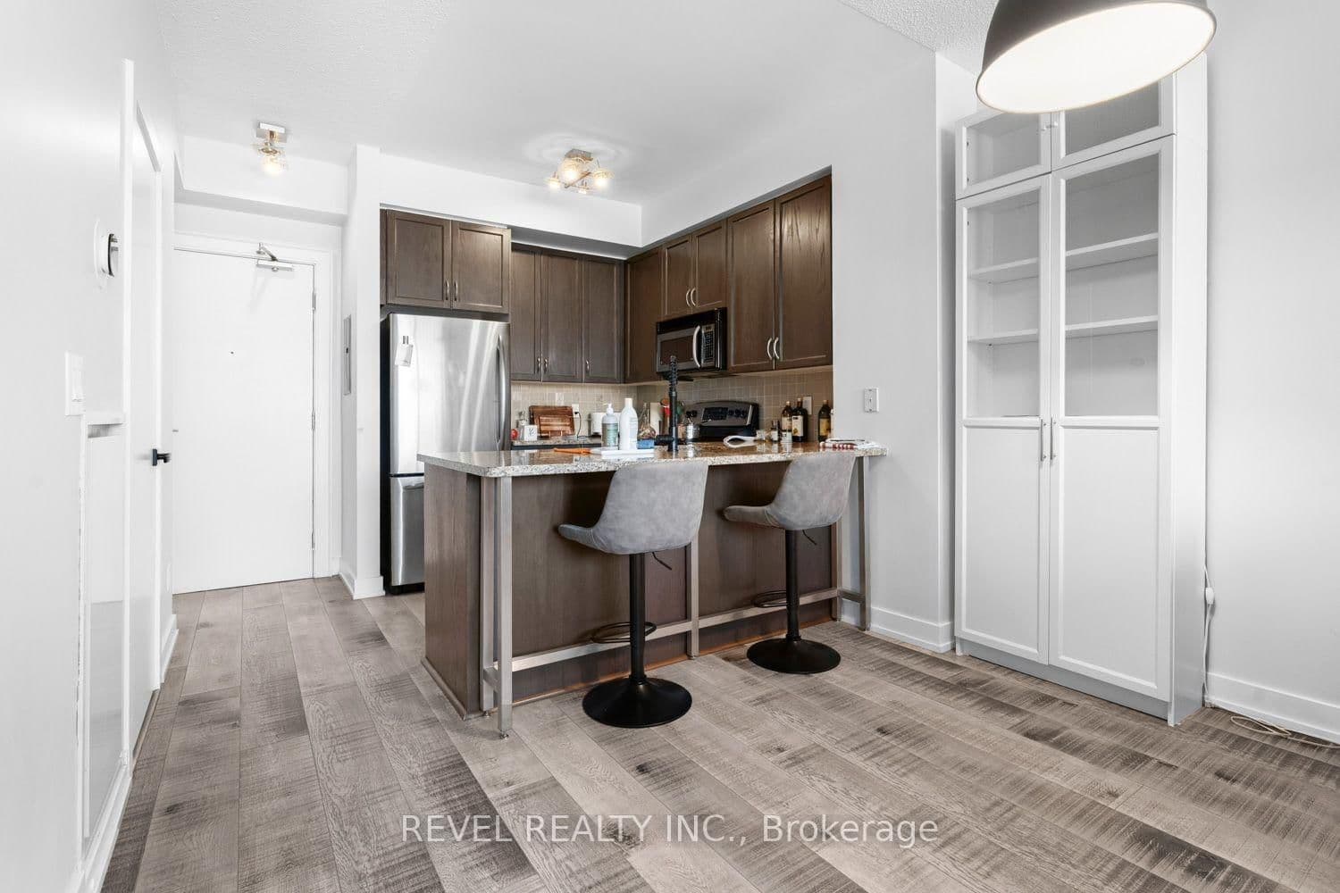 438 King Street W, Unit 1119 thumbnail 7