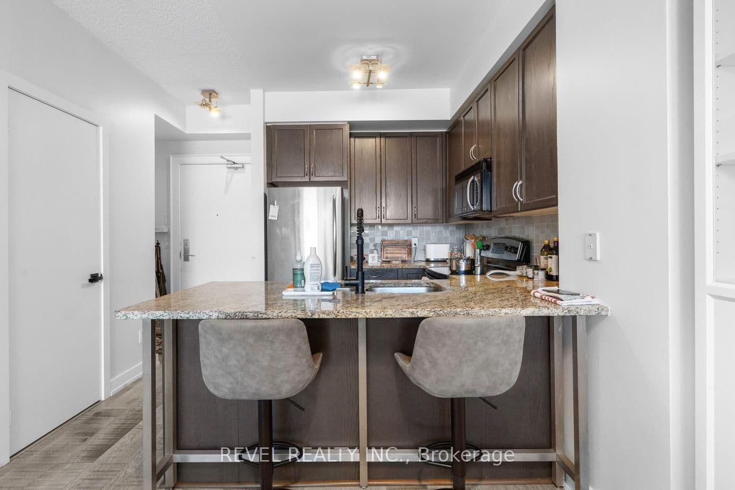 438 King Street W, Unit 1119 thumbnail 8