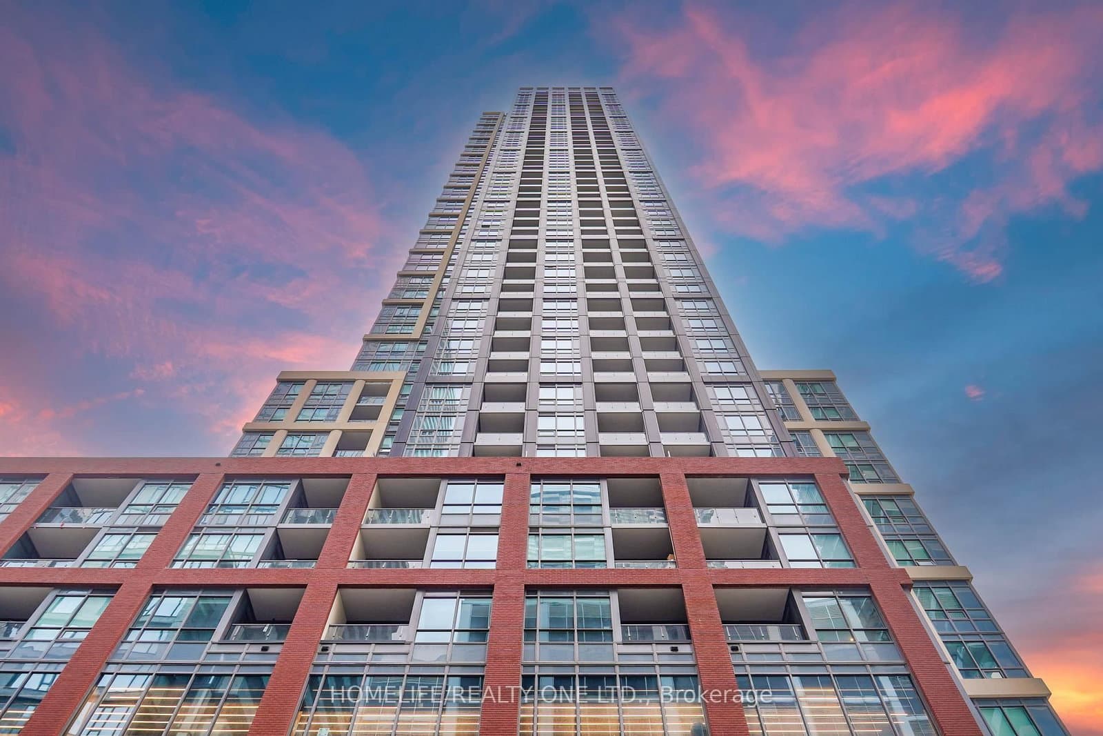 108 Peter Street, Unit 4803 thumbnail 2