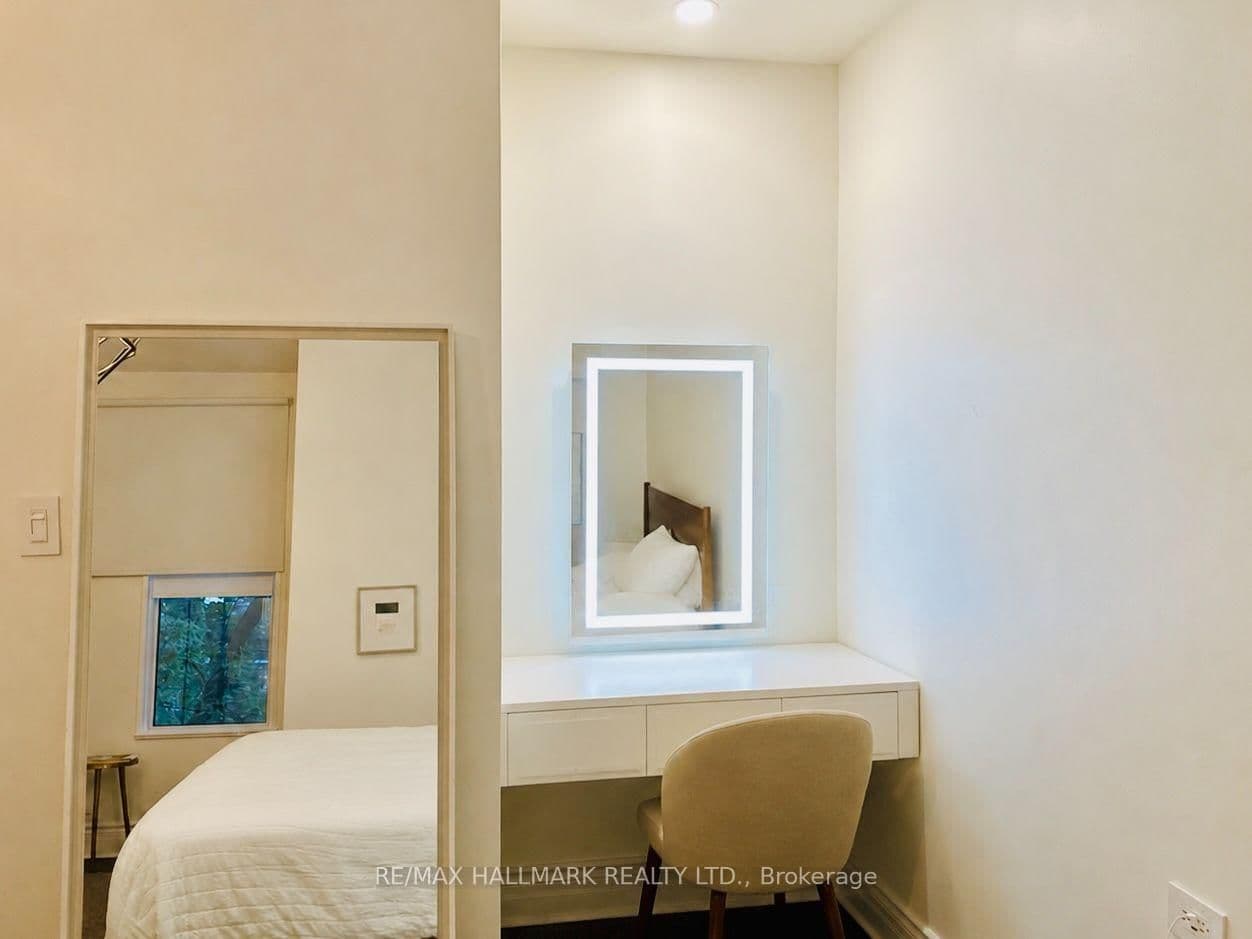 7 Bernard Avenue, Unit 2 thumbnail 15