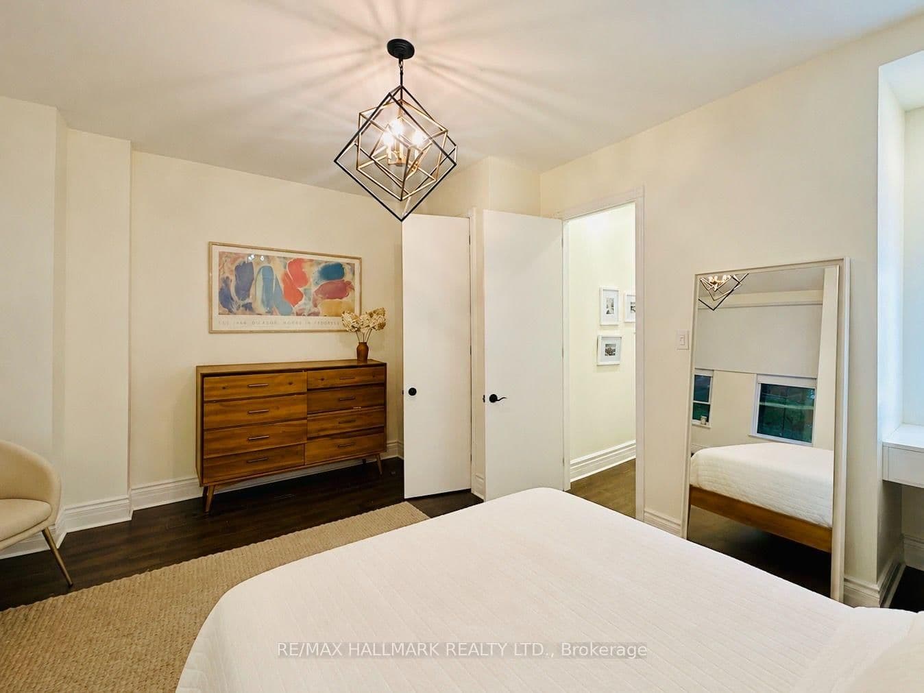 7 Bernard Avenue, Unit 2 thumbnail 17
