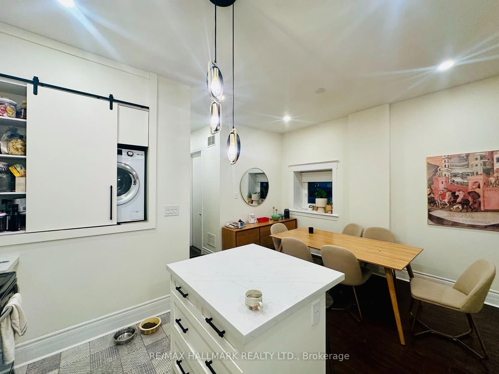 7 Bernard Avenue, Unit 2 thumbnail 5