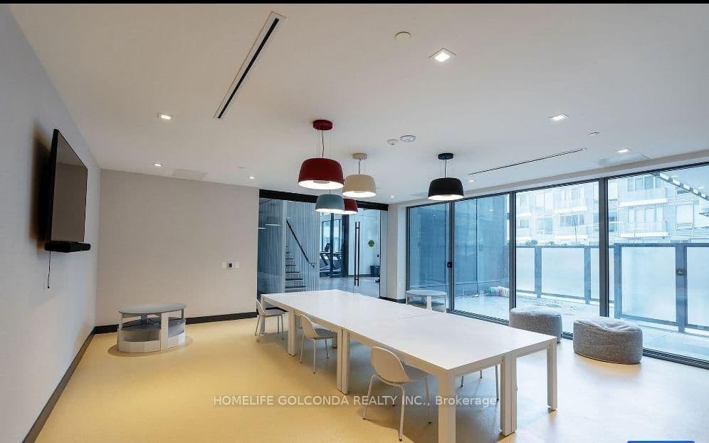 8 Olympic Garden Drive, Unit S621 thumbnail 17
