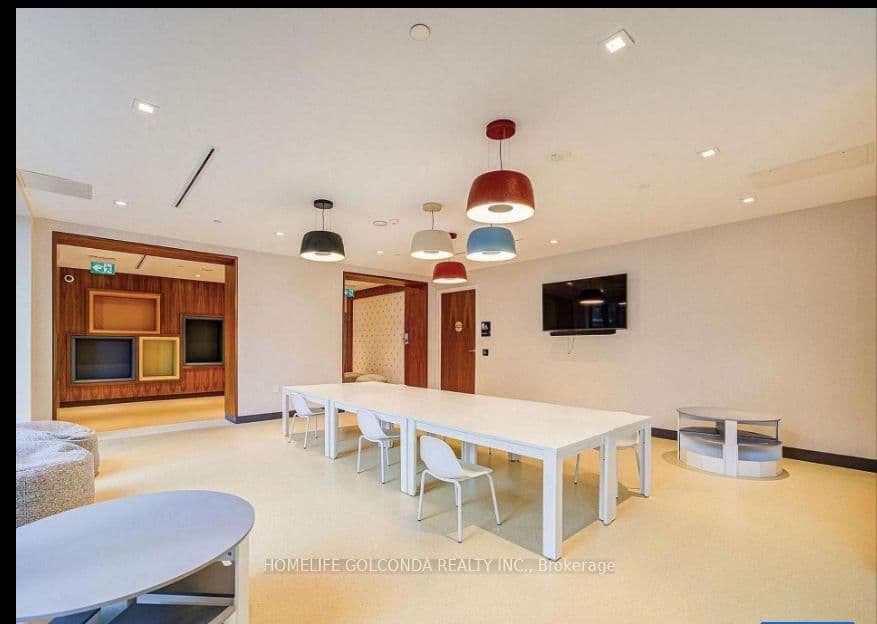 8 Olympic Garden Drive, Unit S621 thumbnail 23