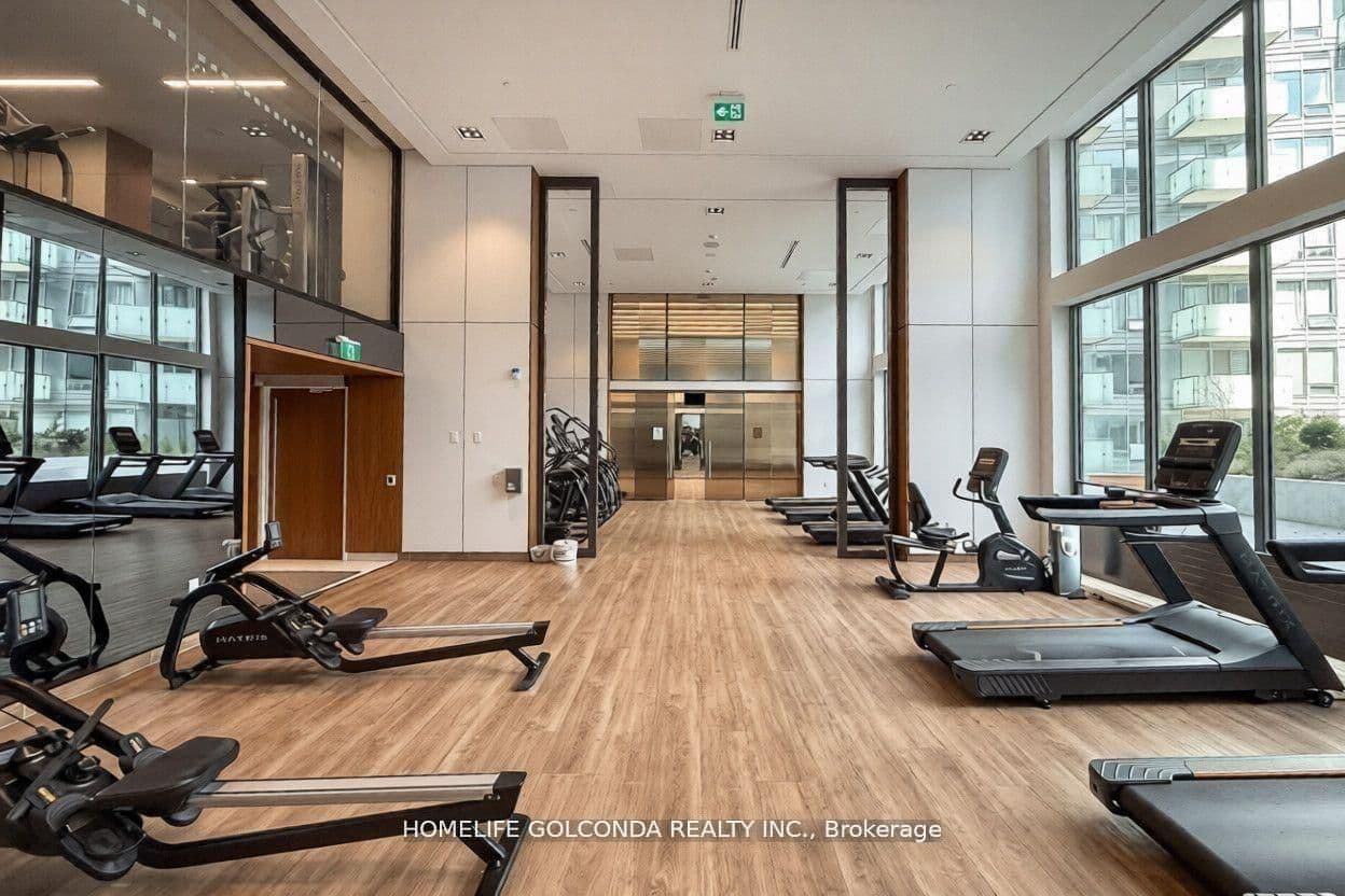 8 Olympic Garden Drive, Unit S621 thumbnail 3