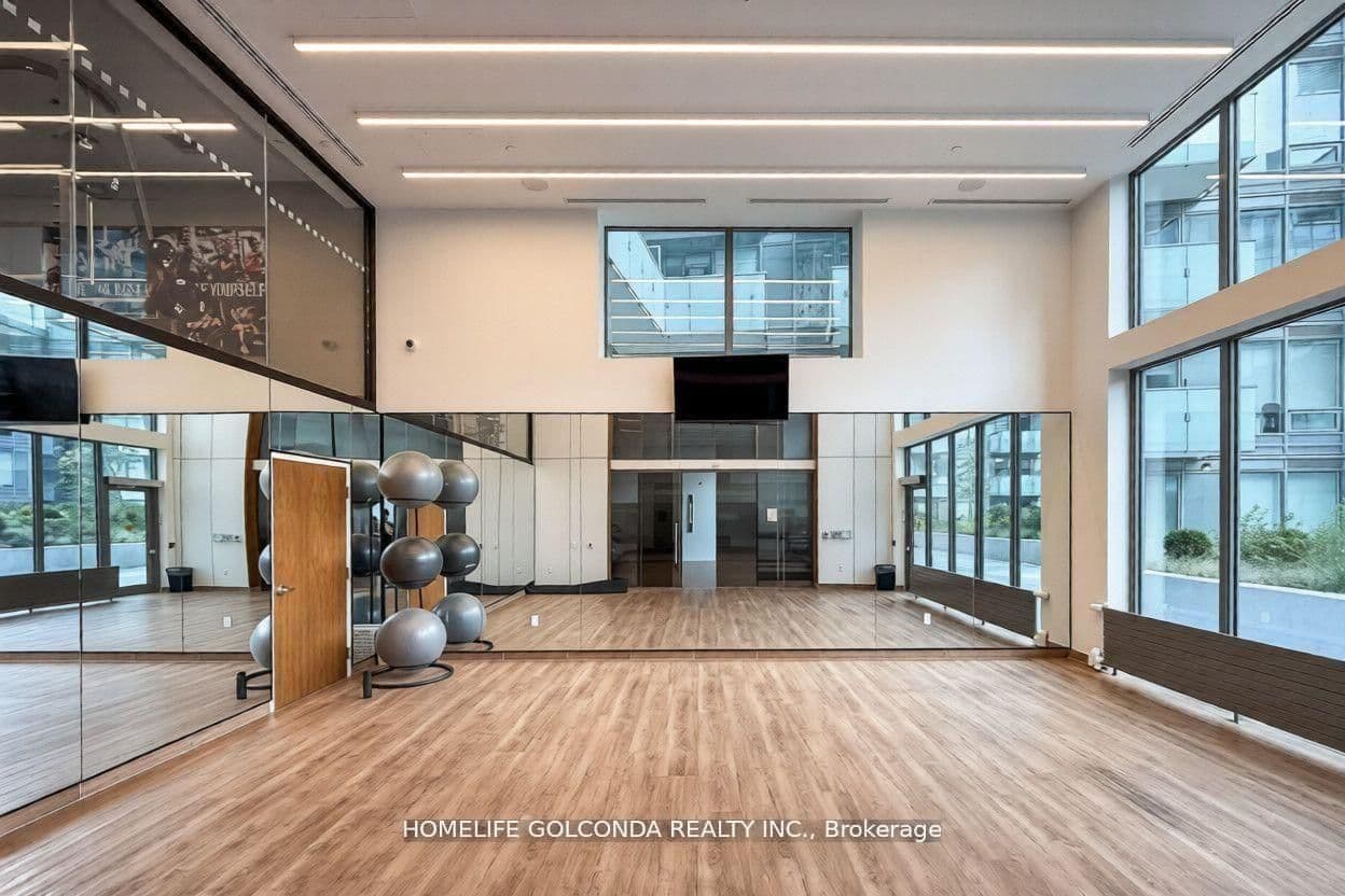 8 Olympic Garden Drive, Unit S621 thumbnail 6