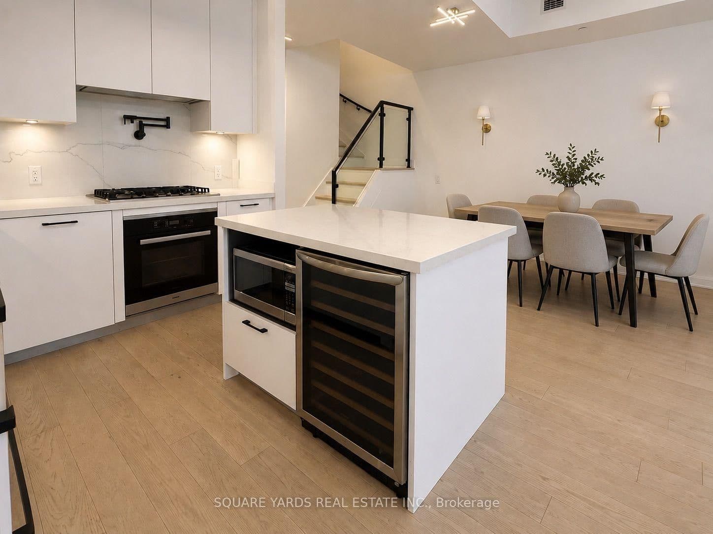 33 Frederick Todd Way, Unit TH10 thumbnail 6