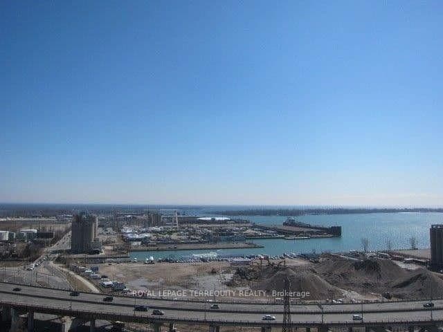 390 Cherry Street, Unit 1809 thumbnail 20