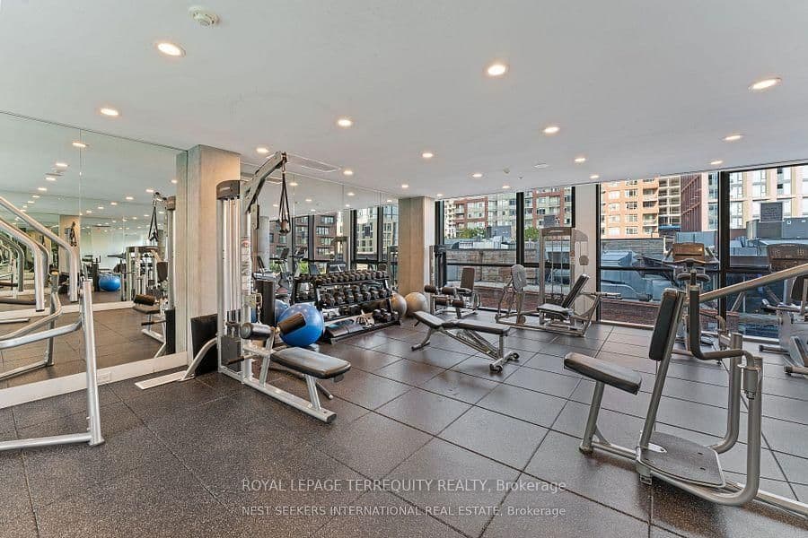 390 Cherry Street, Unit 1809 thumbnail 31