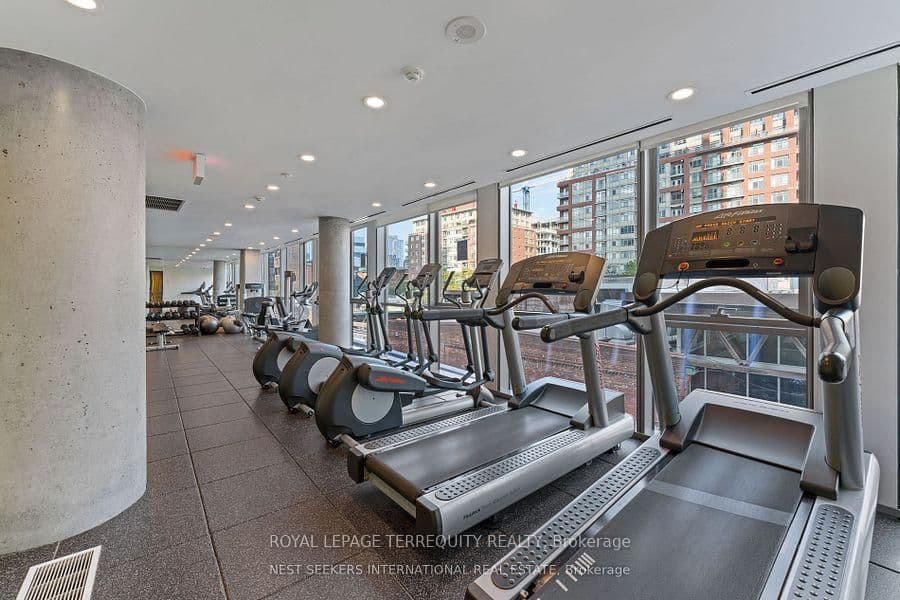 390 Cherry Street, Unit 1809 thumbnail 32