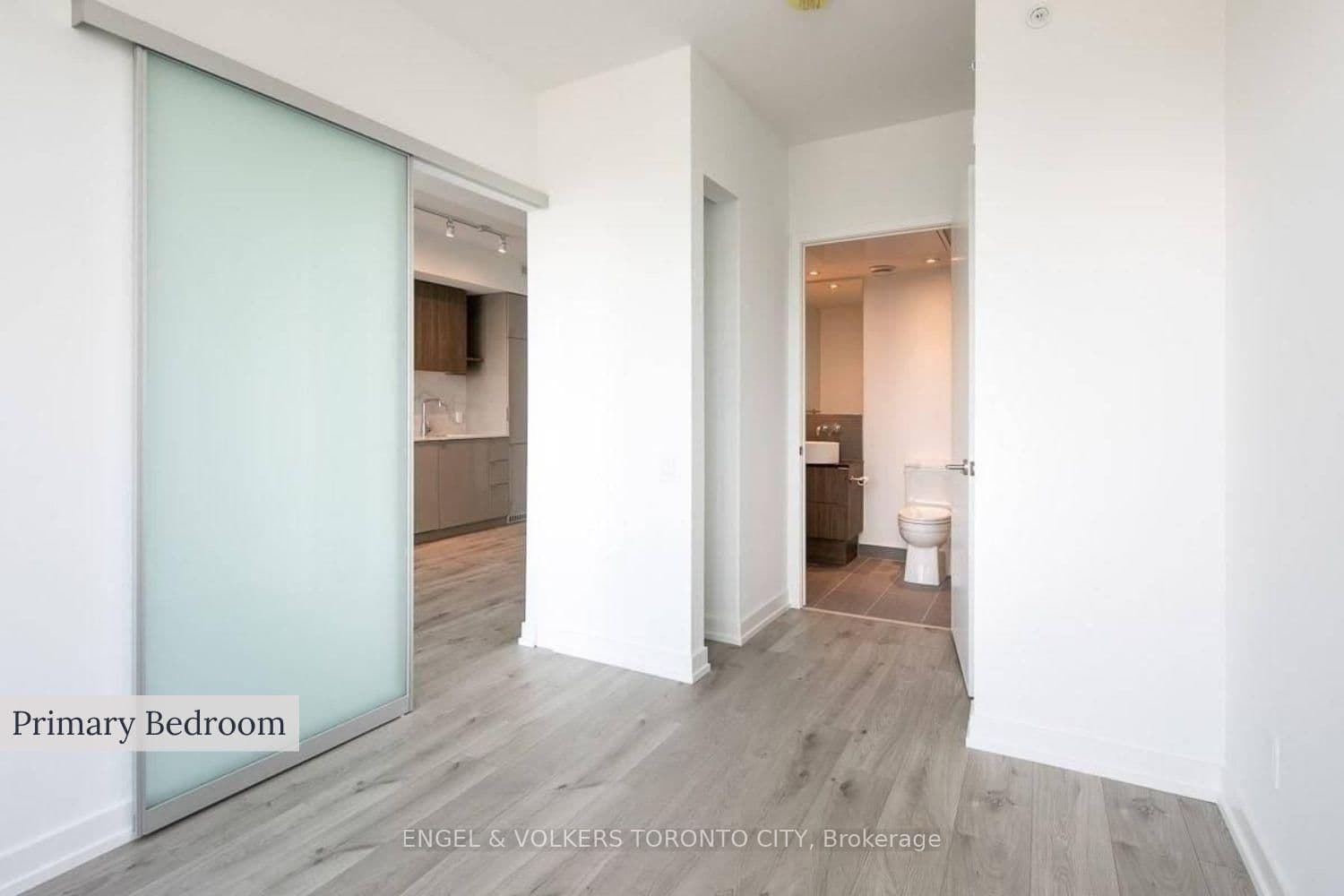 161 Roehampton Avenue, Unit 4211 thumbnail 13