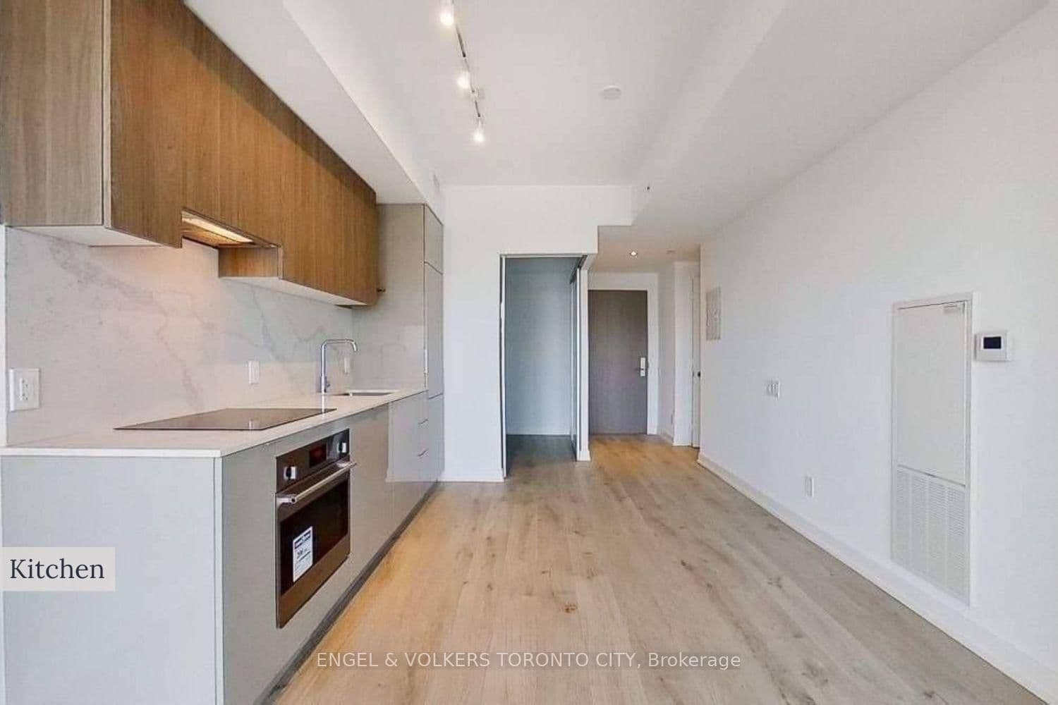 161 Roehampton Avenue, Unit 4211 thumbnail 7