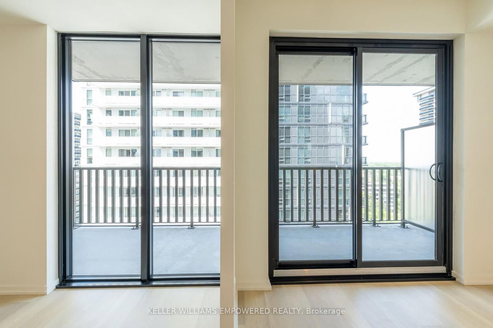 109 Erskine Avenue, Unit 1210 thumbnail 20