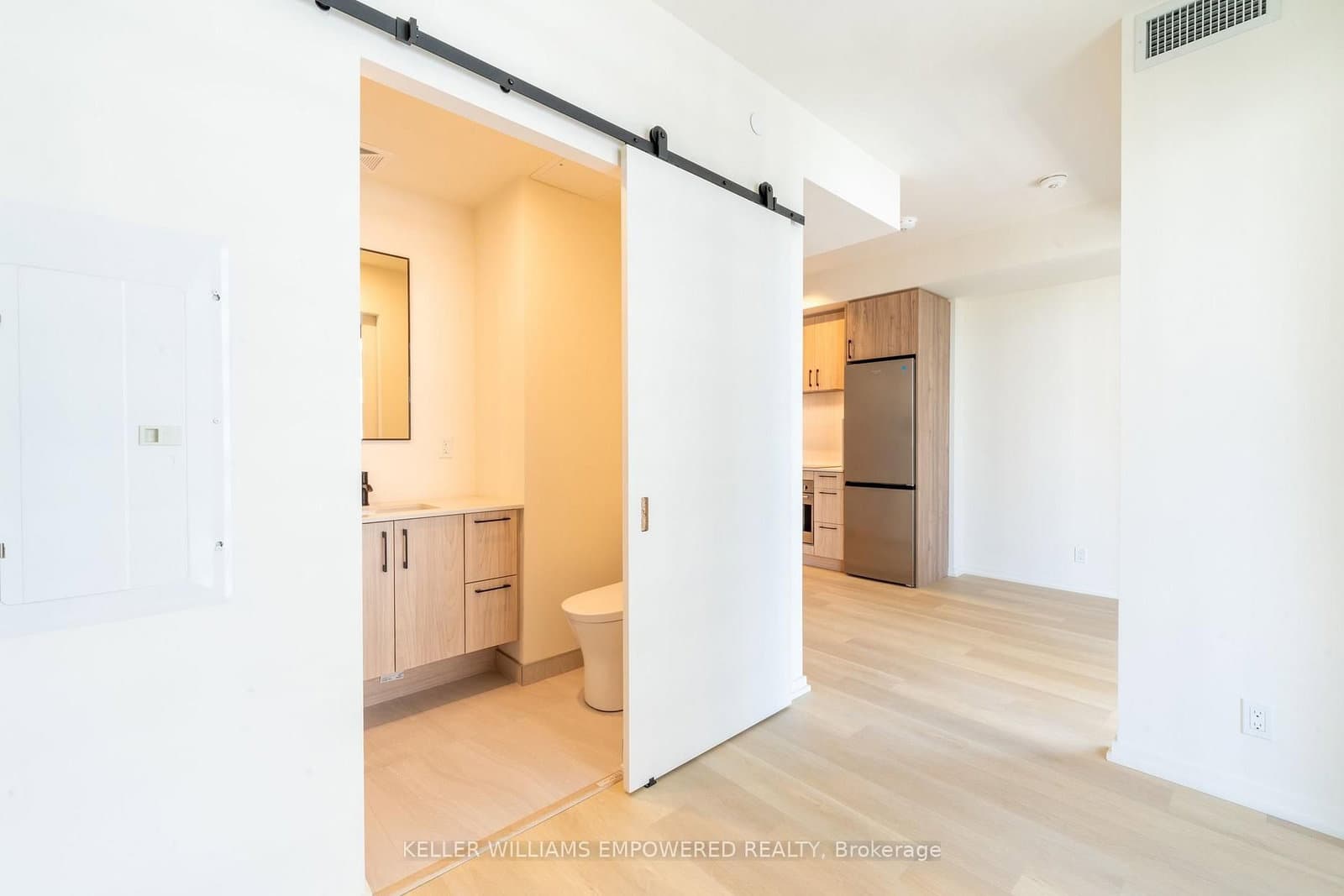 109 Erskine Avenue, Unit 1210 thumbnail 22