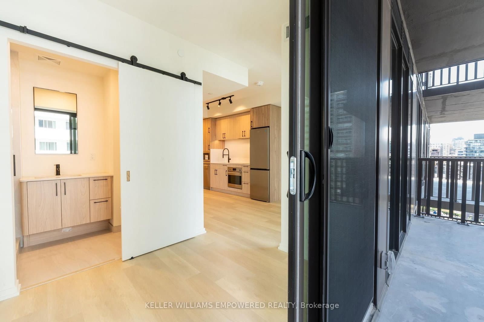 109 Erskine Avenue, Unit 1210 thumbnail 7