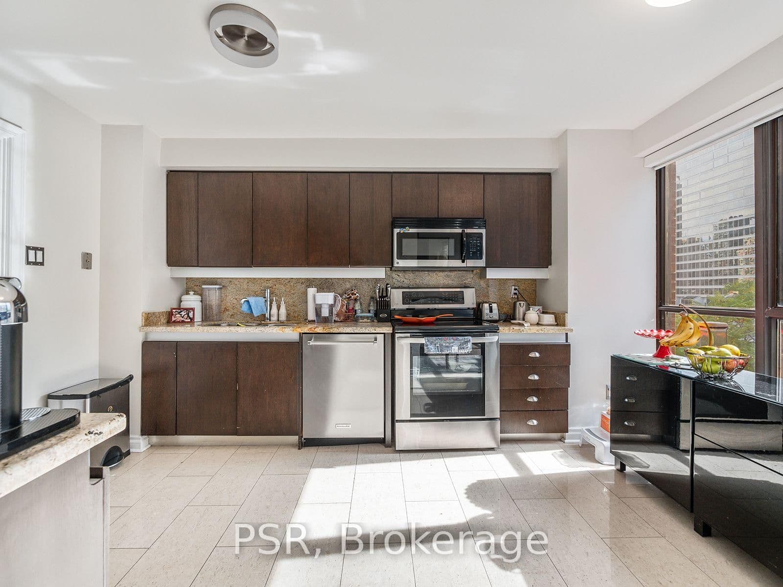 164 Cumberland Street, Unit 602 thumbnail 15
