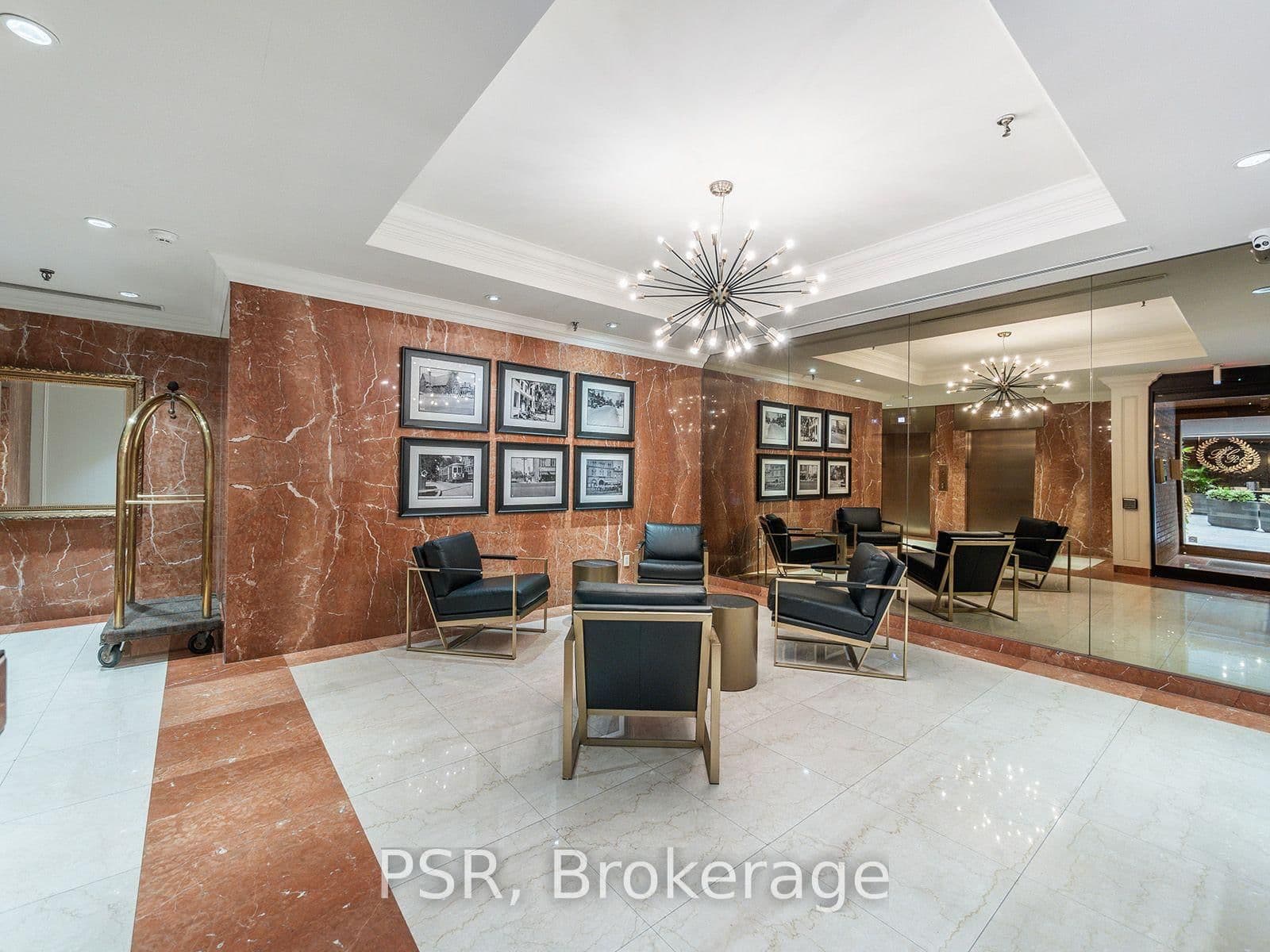 164 Cumberland Street, Unit 602 thumbnail 3